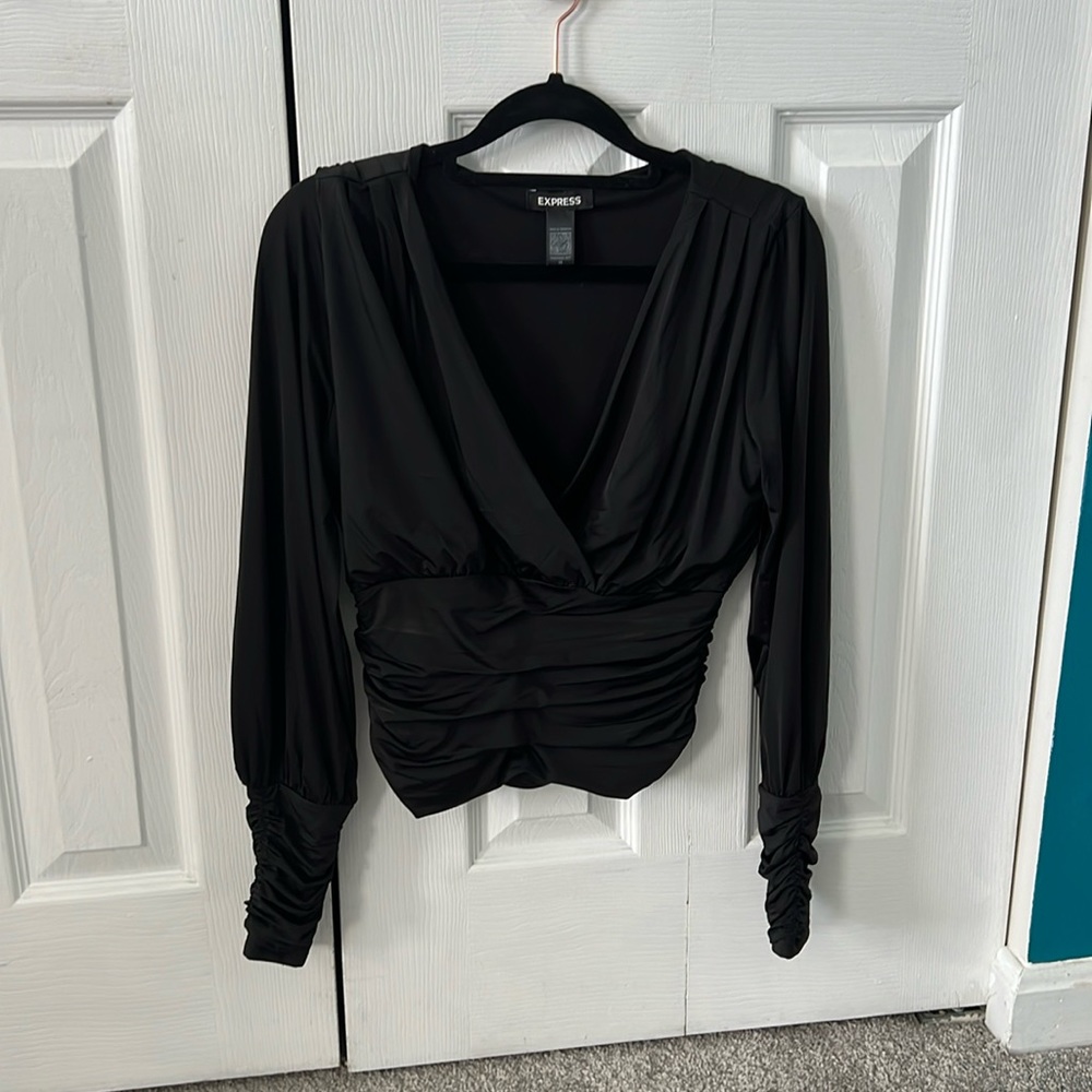Express V Neck Crop Top